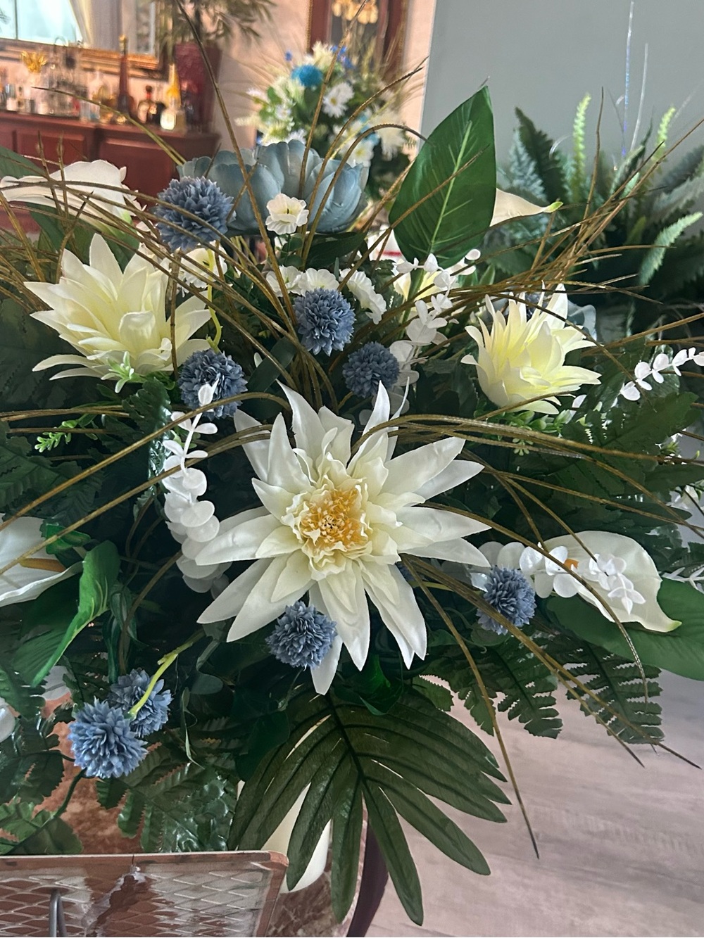 Floral Home Accent Bouquet – Cream & Blue Artificial Arrangement